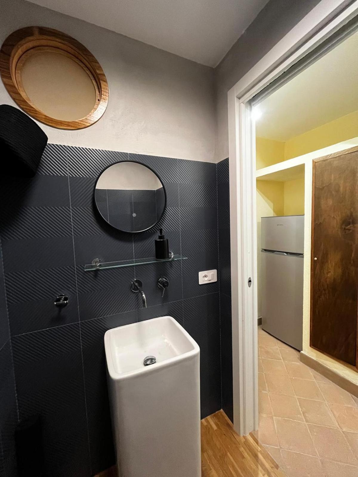 Apartment Domus Ars San Gregorio Armeno 41 Naples