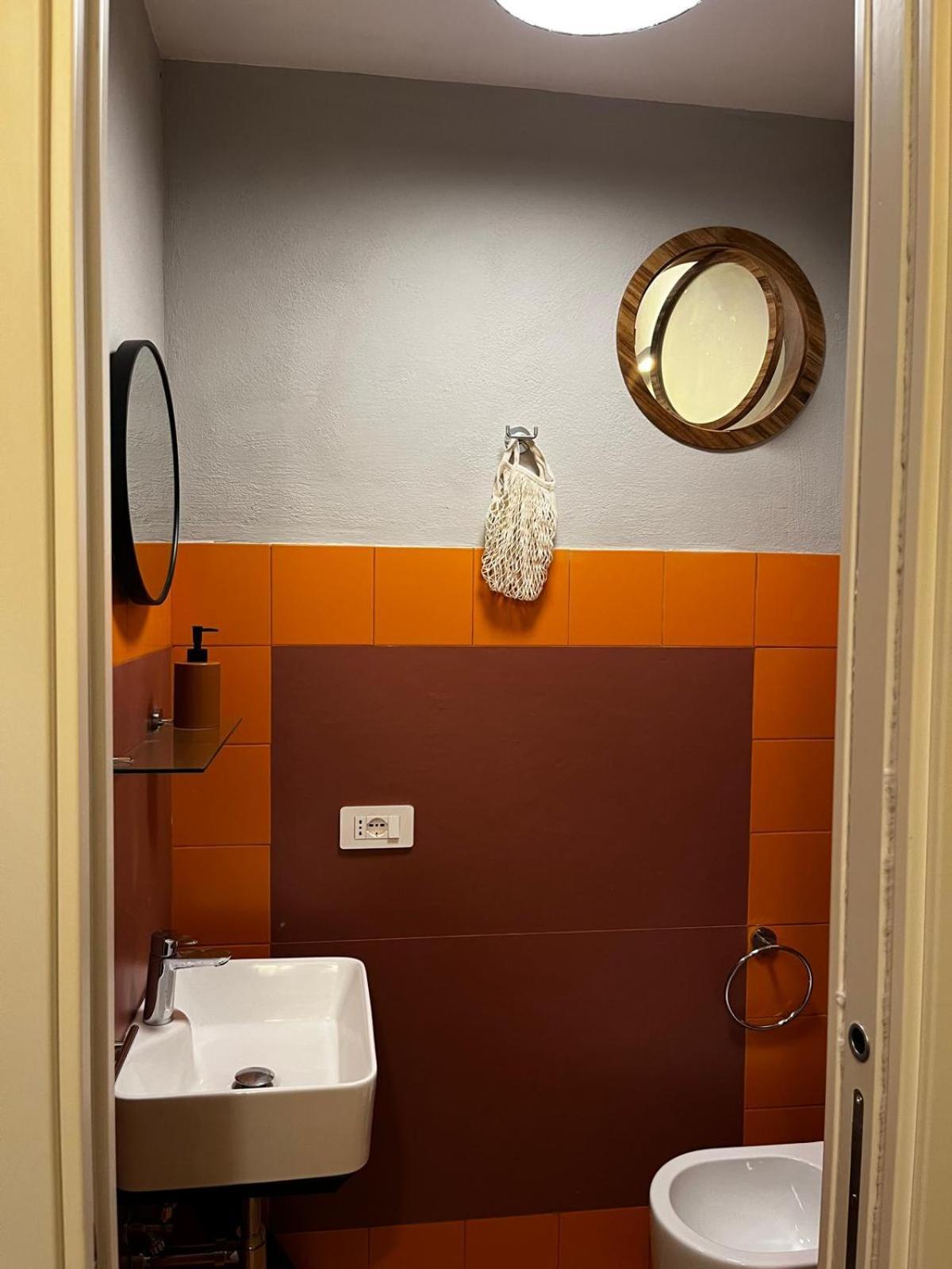 Apartment Domus Ars San Gregorio Armeno 41 *