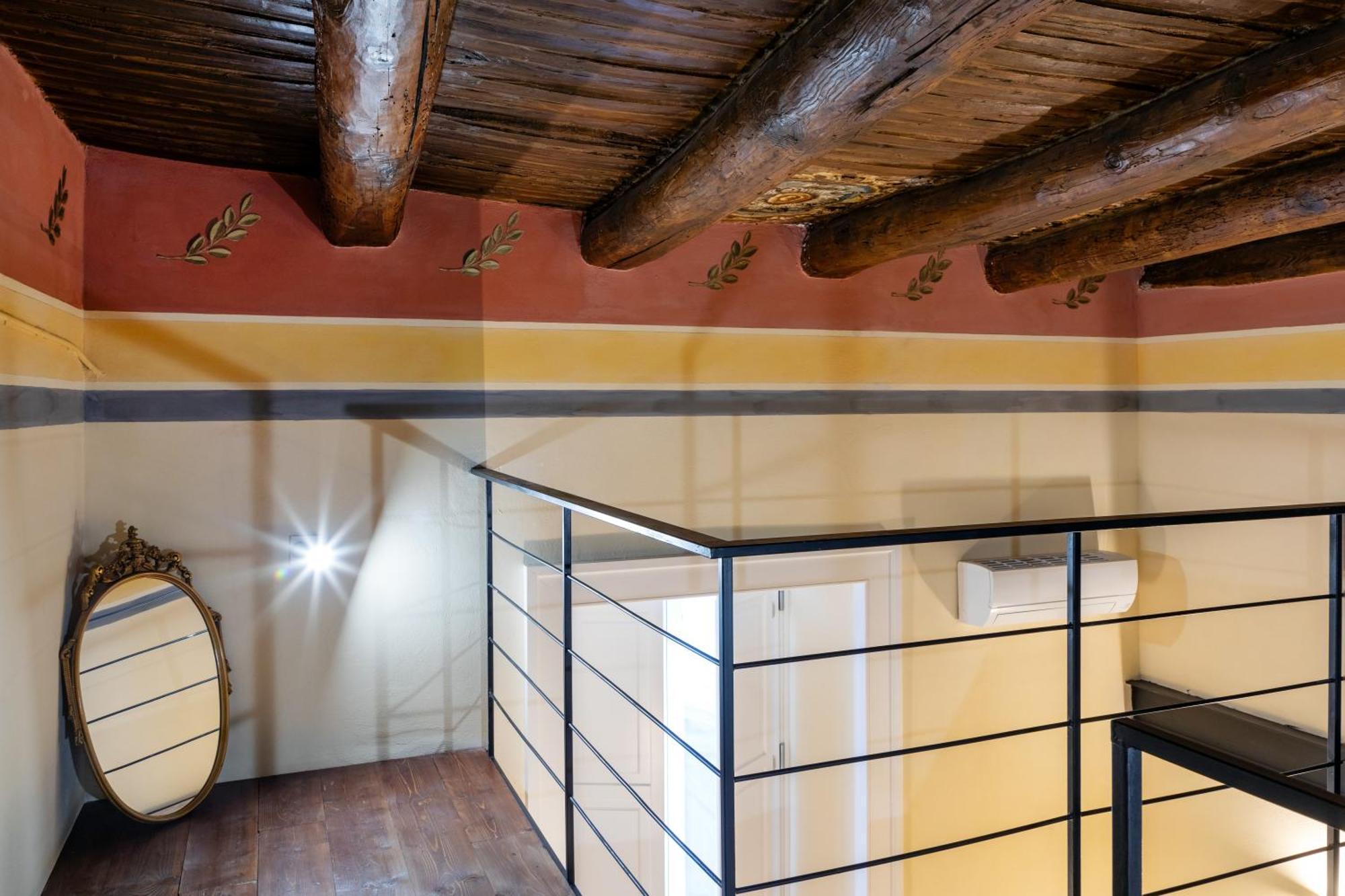 Apartment Domus Ars San Gregorio Armeno 41 *